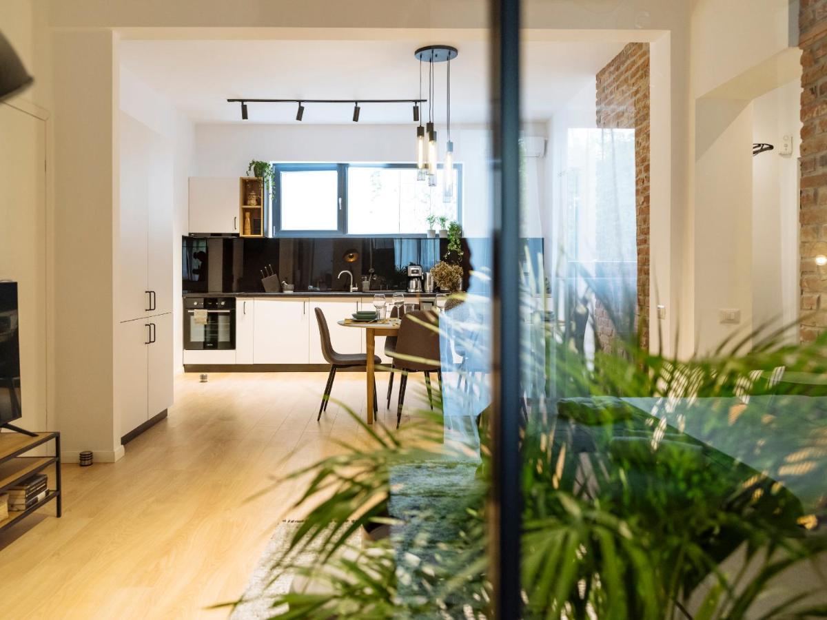 Bright 3Br Flat - Top Location - Green View Balcony Bucarest Extérieur photo
